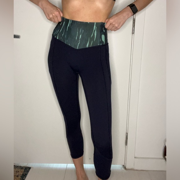 Lululemon All The Right Places Crop Leggings - Picture 2 of 4